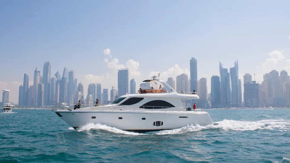 Dubai Marina Three-hour Yacht Tour with Lunch - Image 1