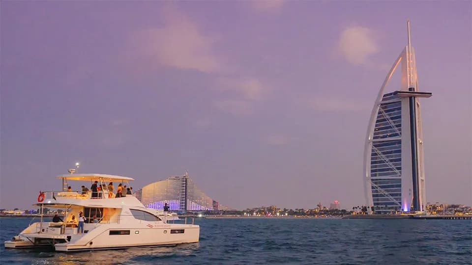 Dubai Marina Luxury Two-hour Yacht Tour with Dining - Image 1