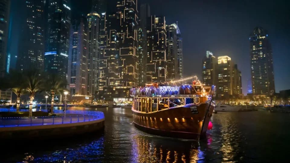 Dubai Marina Luxury Dhow Dinner Cruise – Kids Go Free - Image 1
