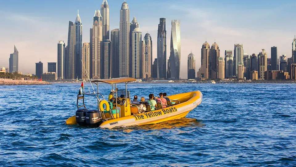 60 Minutes – Dubai Marina Tour – Kids Go FREE - Image 1
