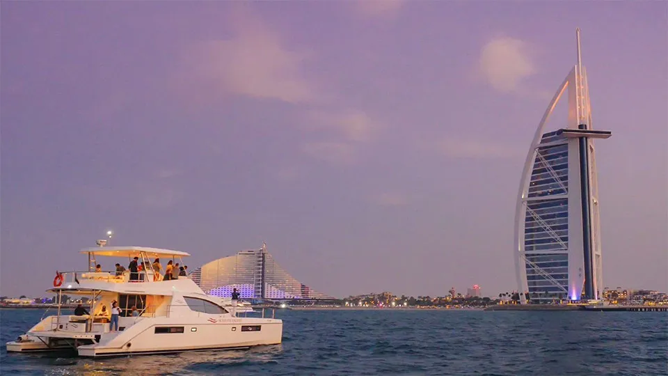 Dubai Marina Luxury Two-hour Yacht Tour with Dining - Image 1