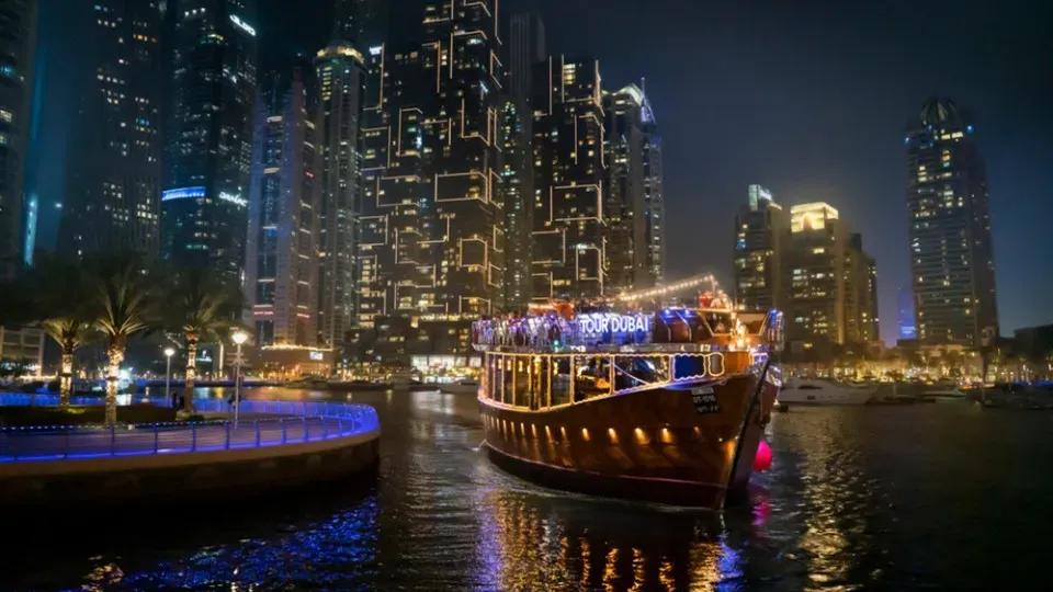 Dubai Marina Luxury Dhow Dinner Cruise – Kids Go Free - Image 1
